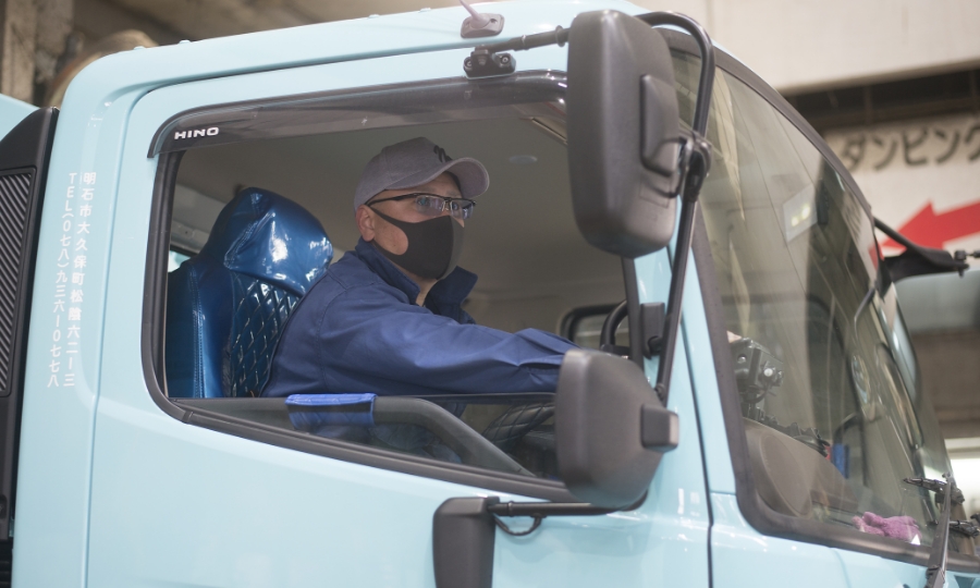 トラックドライバー